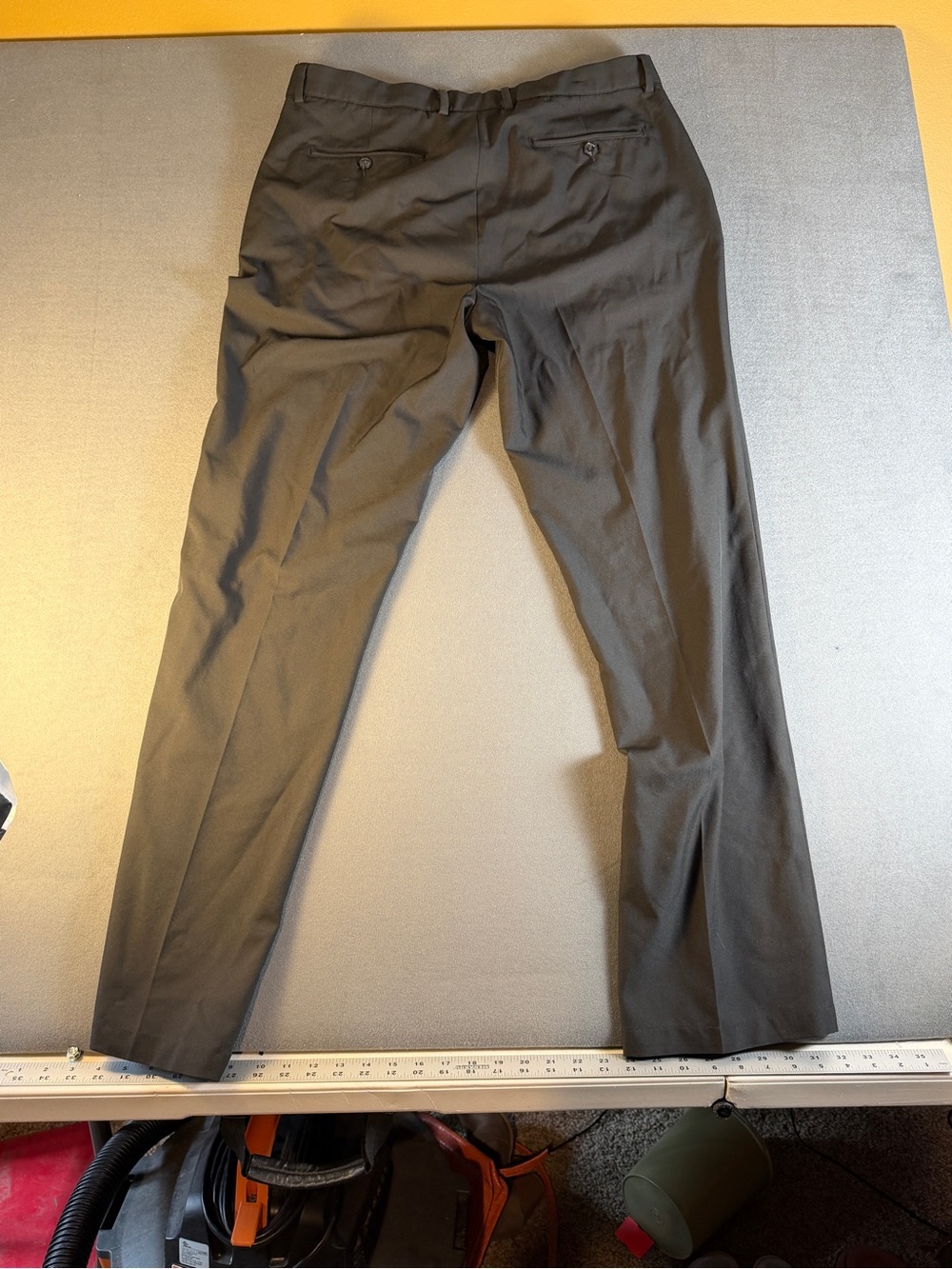 Greg Norman Collection Men's Dress Pants in Black